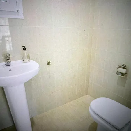 Holiday Villa And Beach Front Sea View - 5Br Refresh *