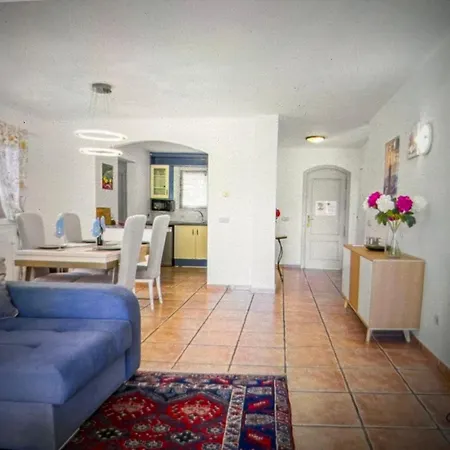 Villa Holiday Villa And Beach Front Sea View - 5Br Refresh Lloret de Mar